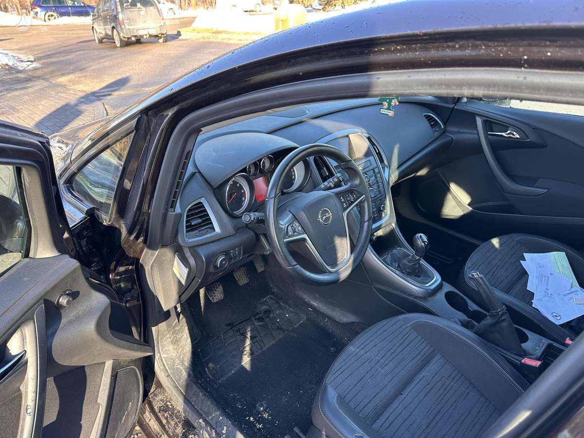 Opel Astra, 1.6 l., hatchback