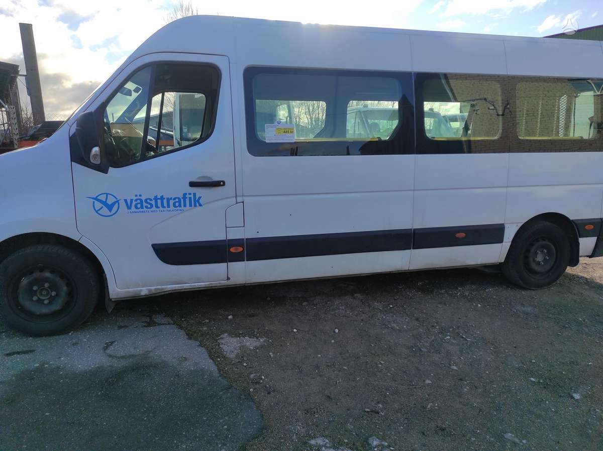 Nissan NV400