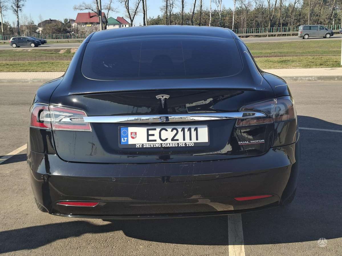 Tesla Model S, 100 кВт·ч, Хэтчбек