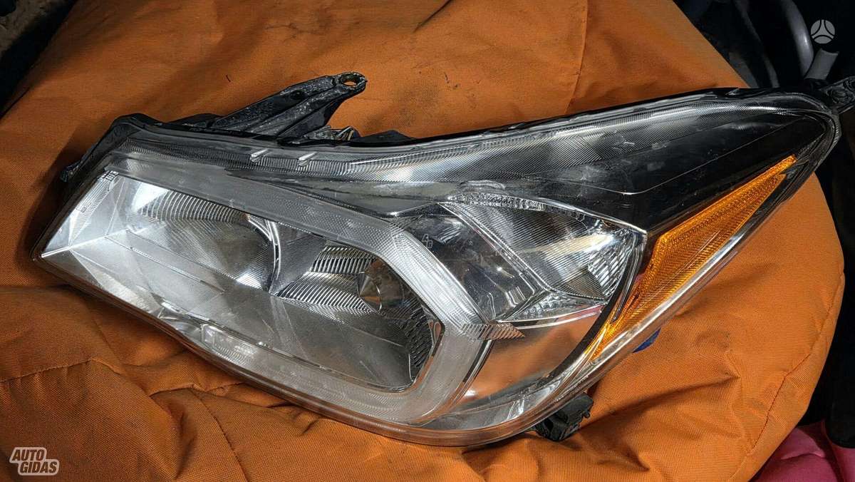 Subaru Forester lights