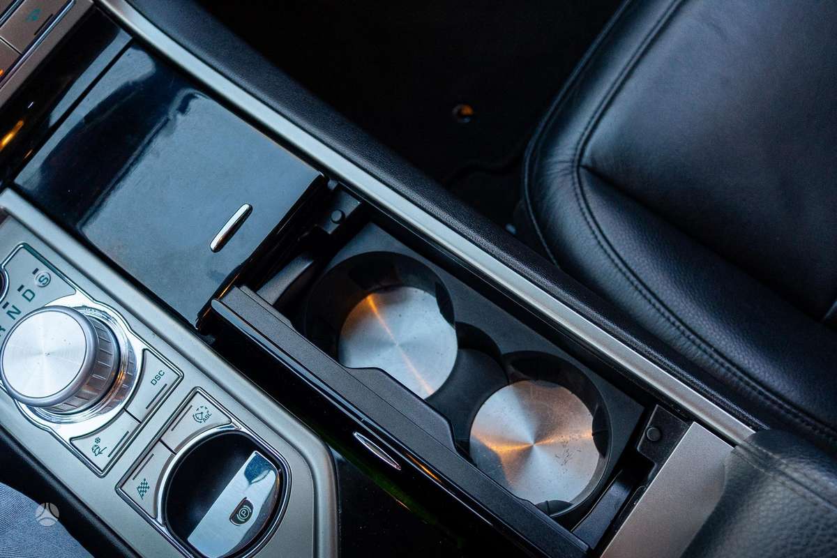 Jaguar XF, 3.0 l., Седан