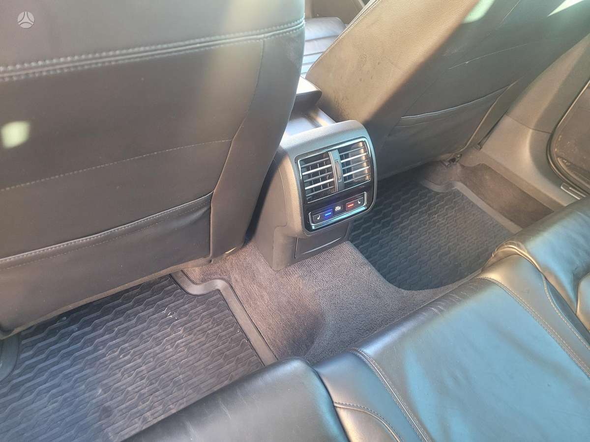 Volkswagen Passat, 2.0 l., Универсал