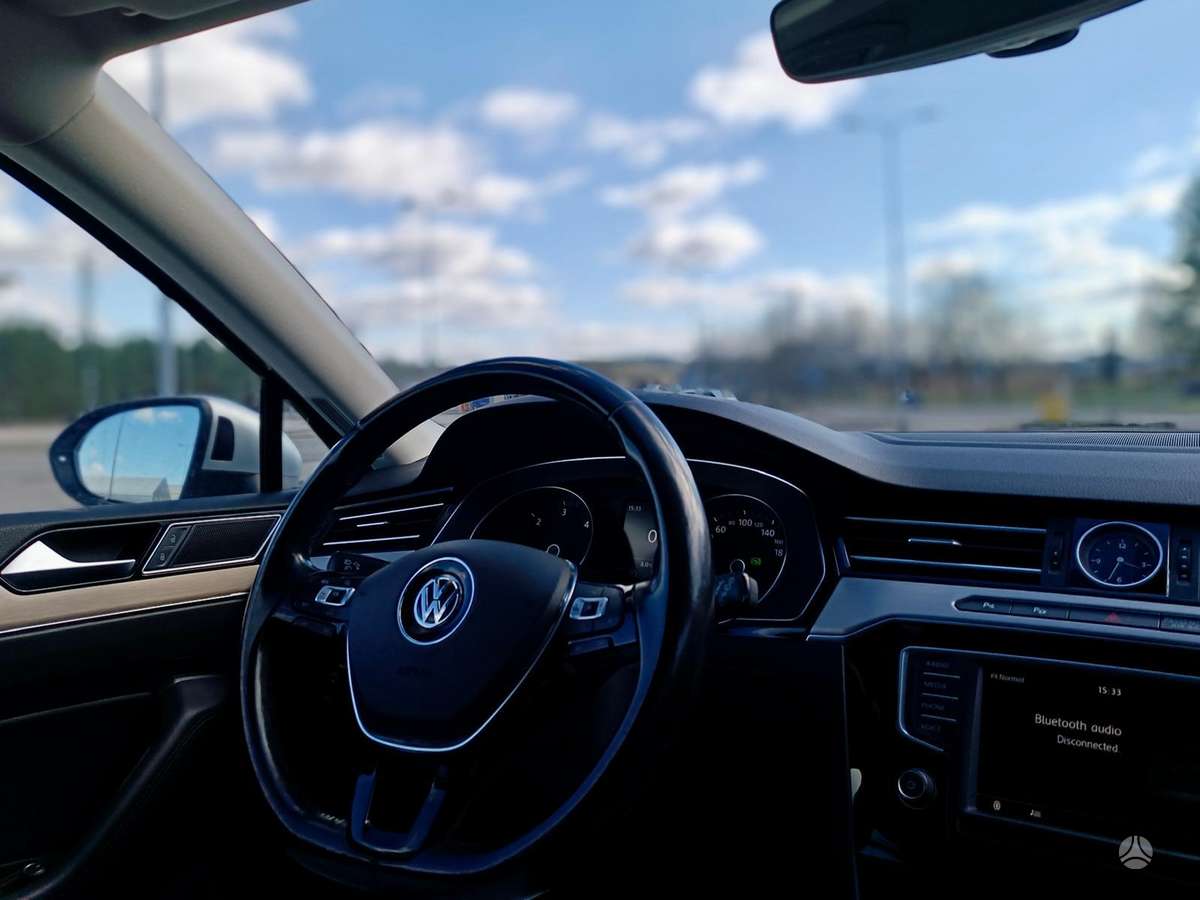 Volkswagen Passat, 2.0 l., Универсал