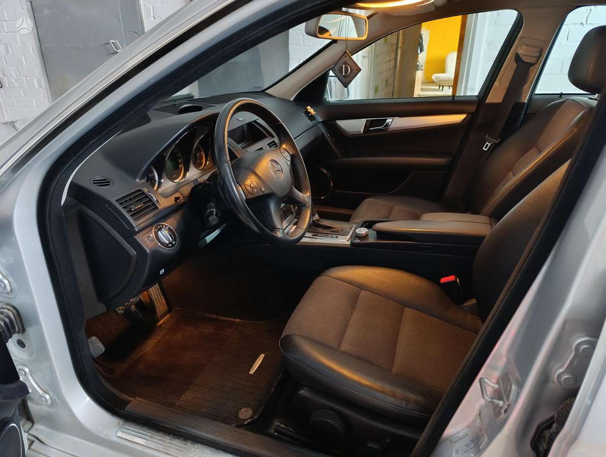 Mercedes-Benz C220, 2.1 l., wagon