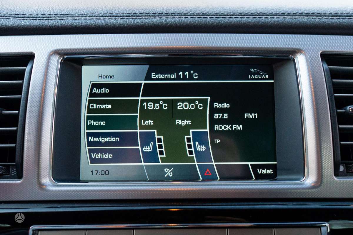 Jaguar XF, 3.0 l., Седан
