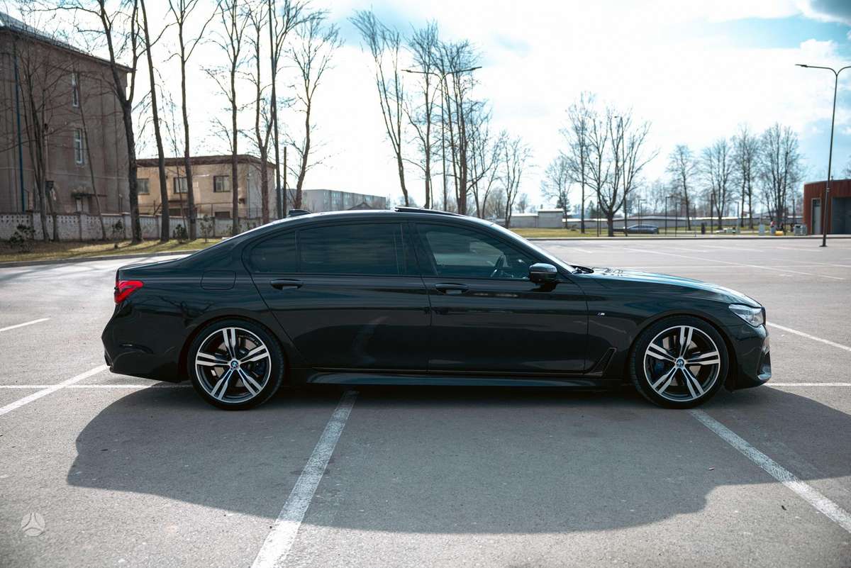 BMW 730, 3.0 l., Седан