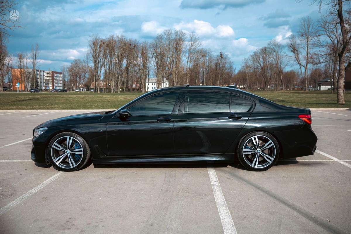 BMW 730, 3.0 l., Седан