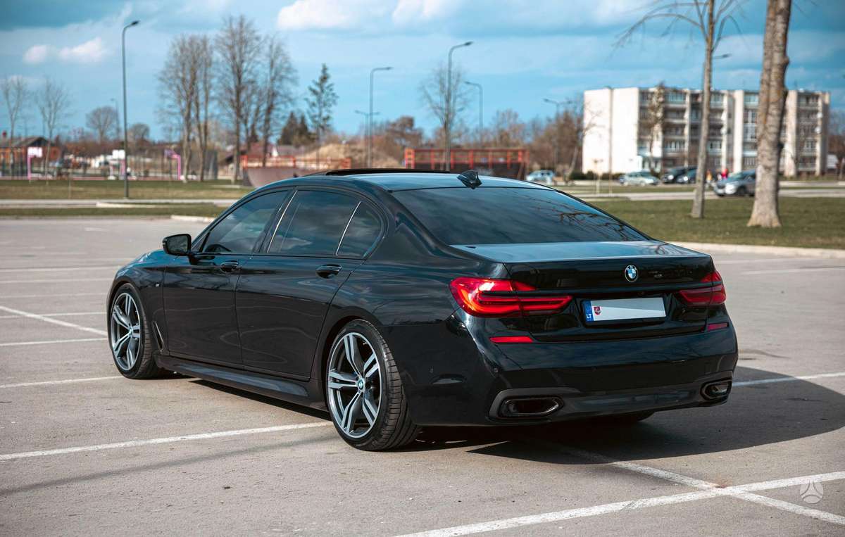 BMW 730, 3.0 l., Седан