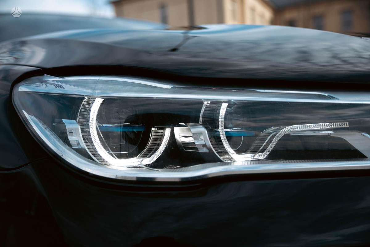 BMW 730, 3.0 l., Седан