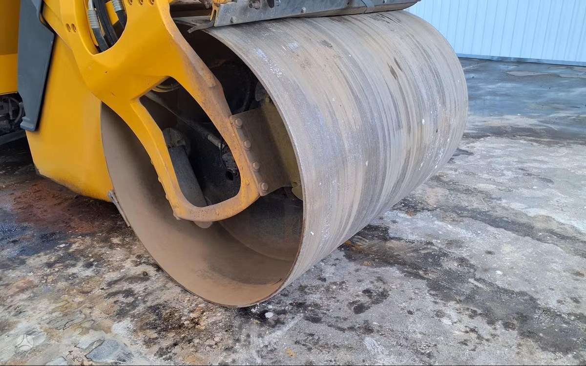Bomag BW141AD-5, vibro technika
