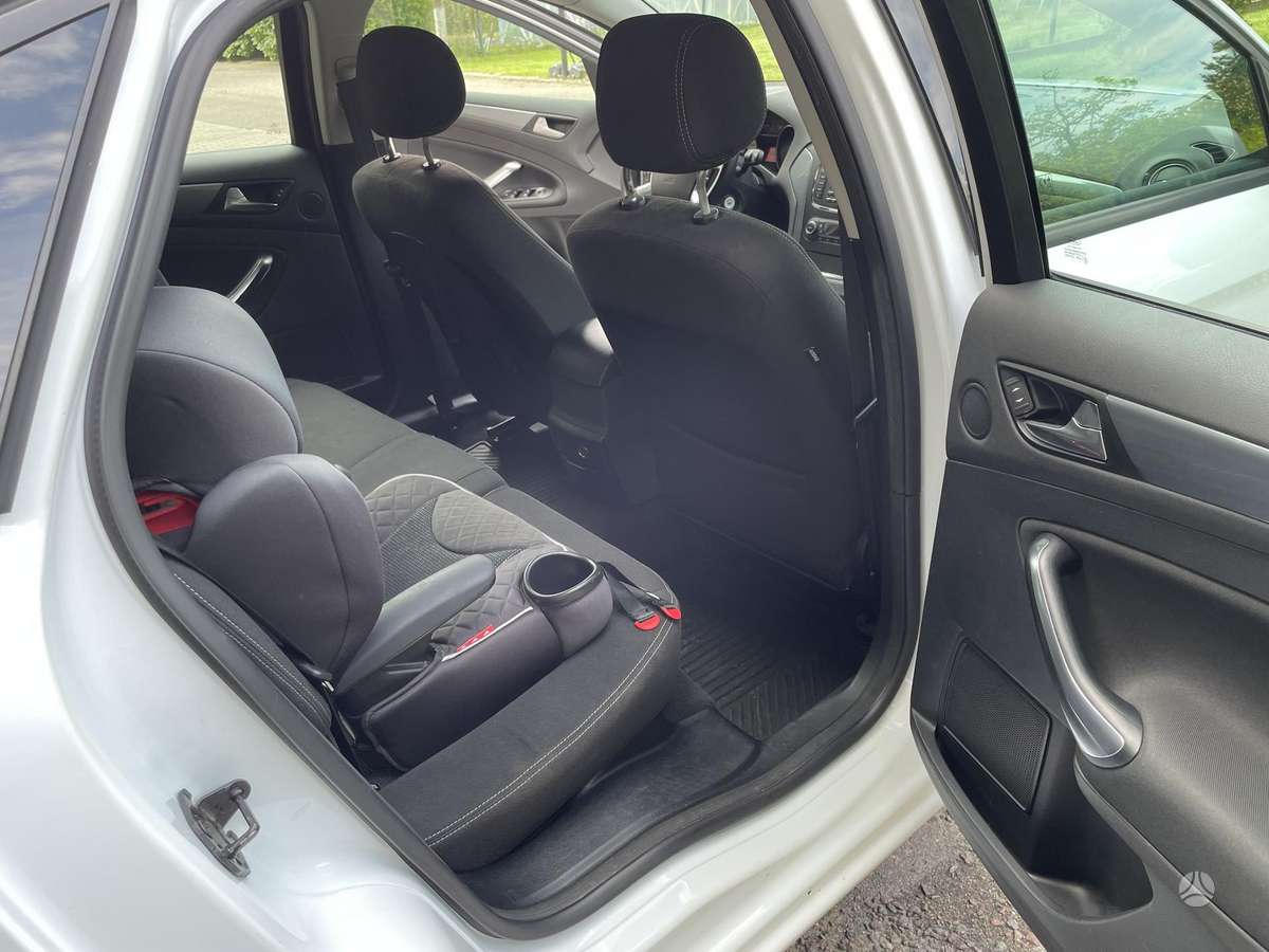 Ford Mondeo, 2.0 l., hatchback