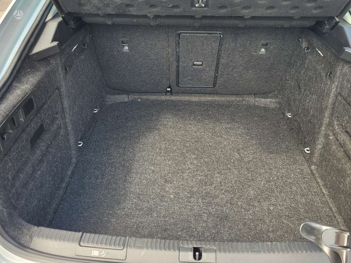 Skoda Superb, 1.5 l., Хэтчбек