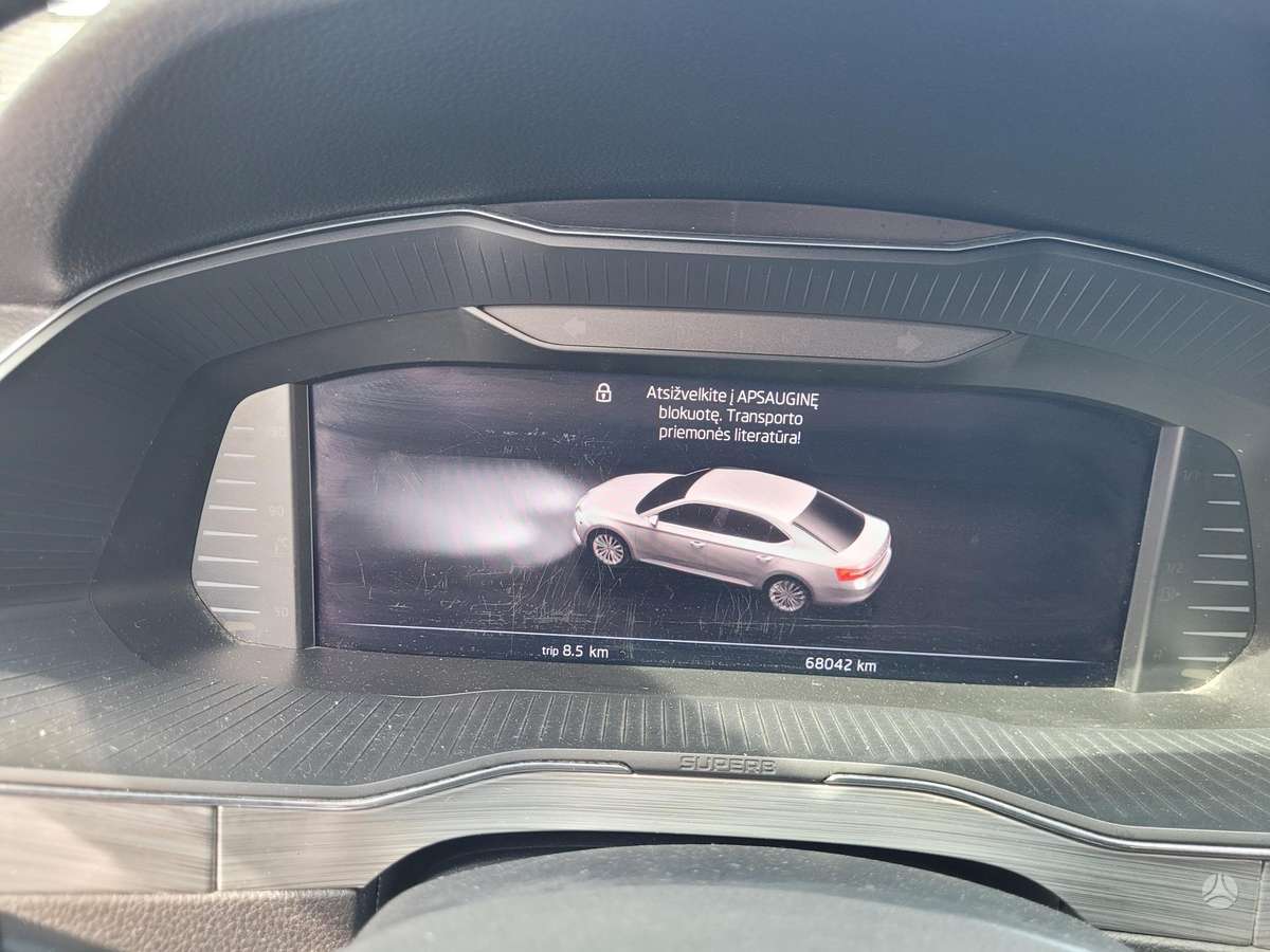 Skoda Superb, 1.5 l., Хэтчбек