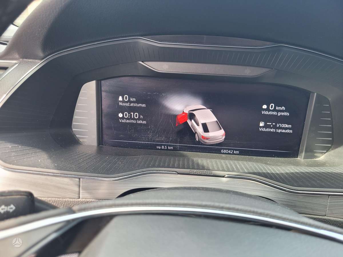 Skoda Superb, 1.5 l., hatchback