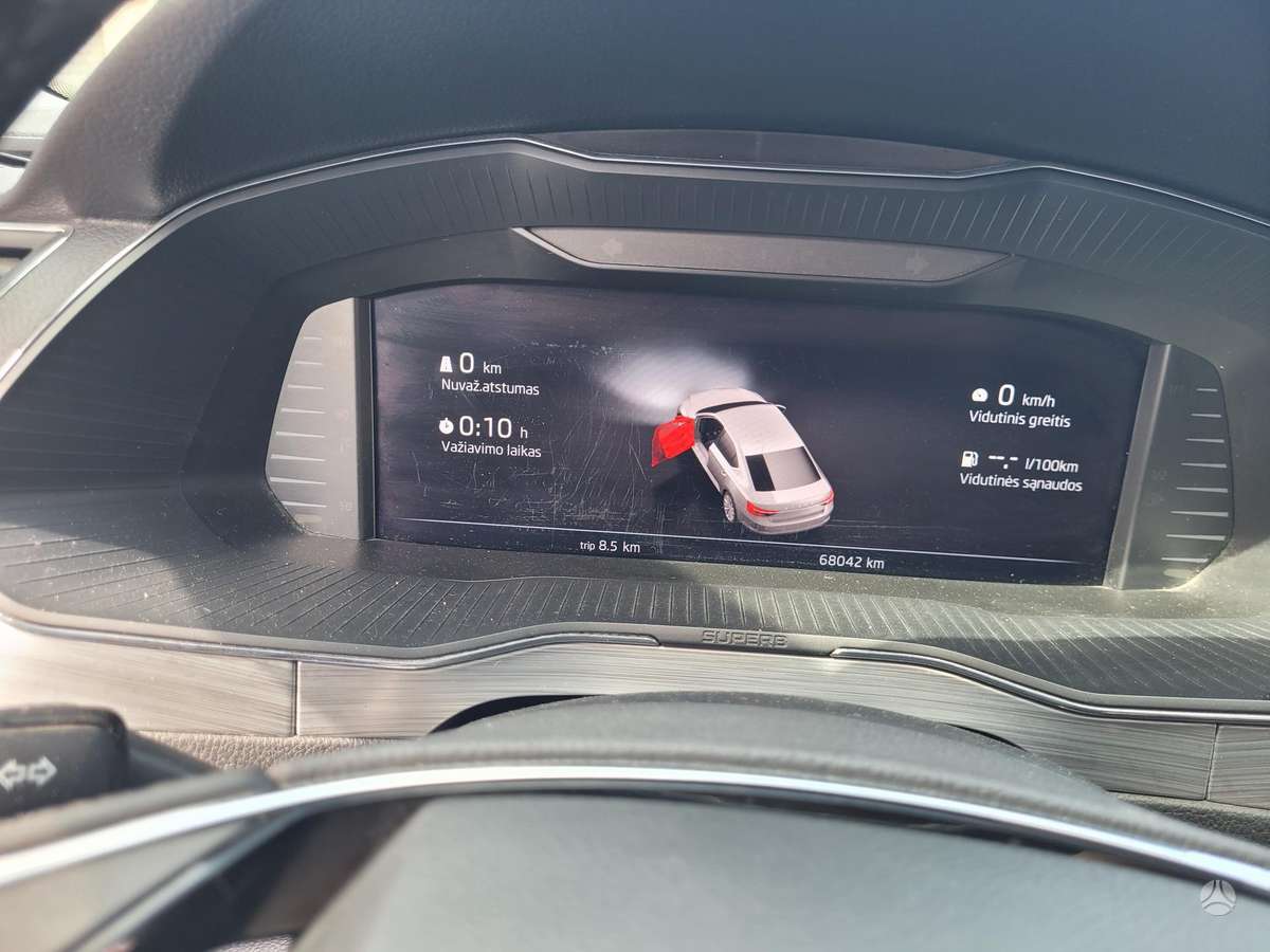 Skoda Superb, 1.5 l., Хэтчбек