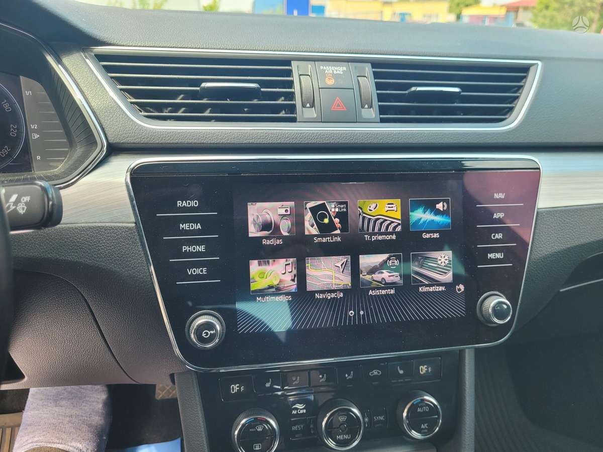 Skoda Superb, 1.5 l., Хэтчбек