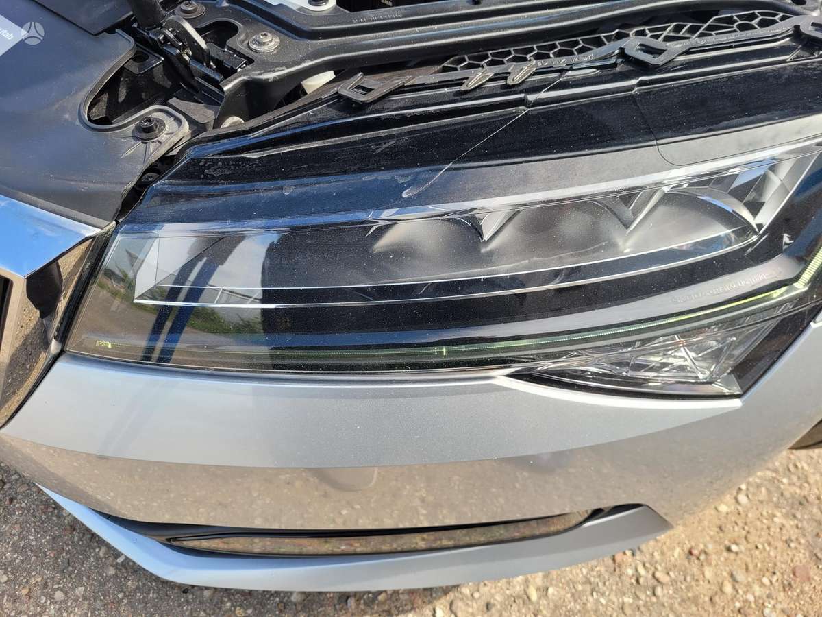 Skoda Superb, 1.5 l., Хэтчбек