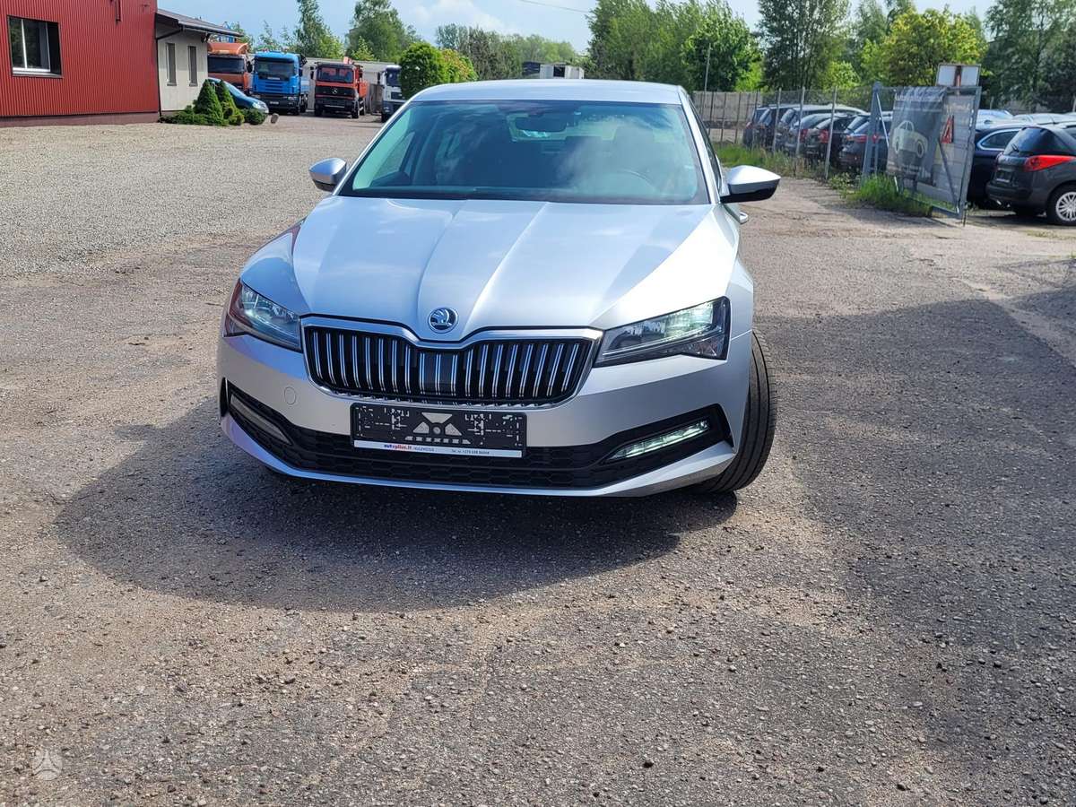 Skoda Superb, 1.5 l., Хэтчбек