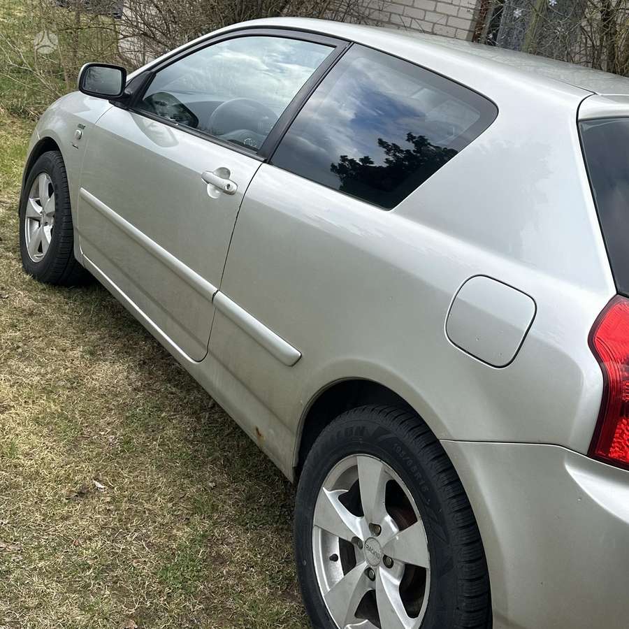Toyota Corolla, 1.4 l., hatchback