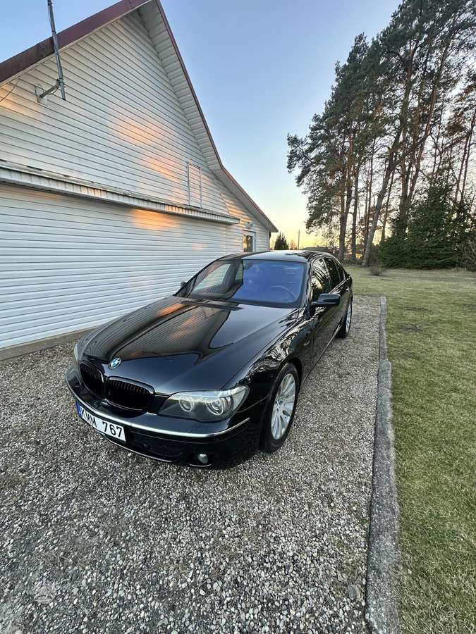 BMW 730, 2006