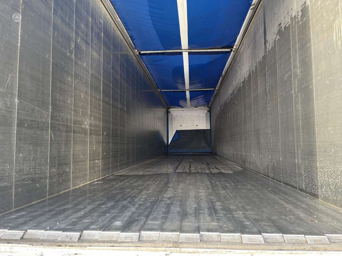Knapen HDX, with moving floor