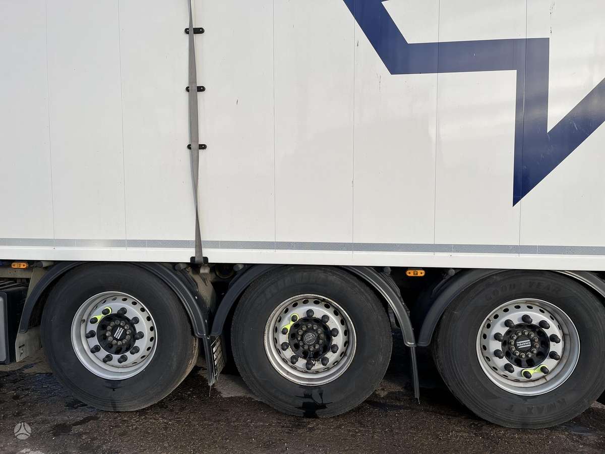 Knapen HDX, with moving floor