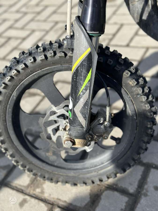 Cobra CX50 49cc, krosiniai