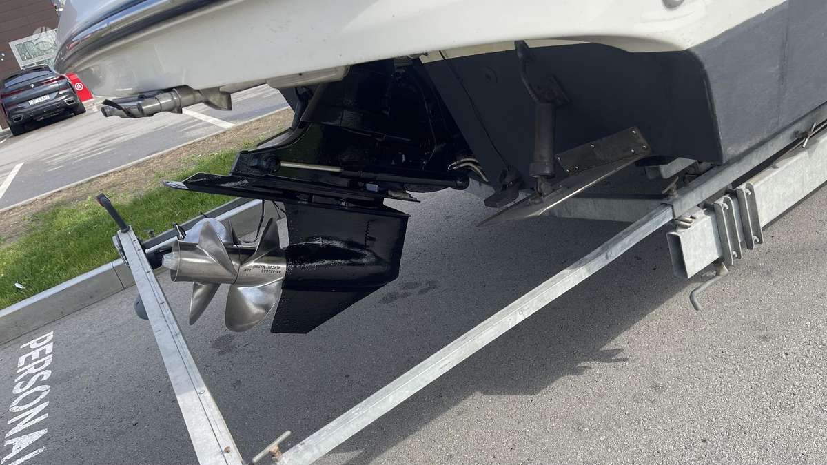 BAYLINER 265 SB, yachts / cruisers