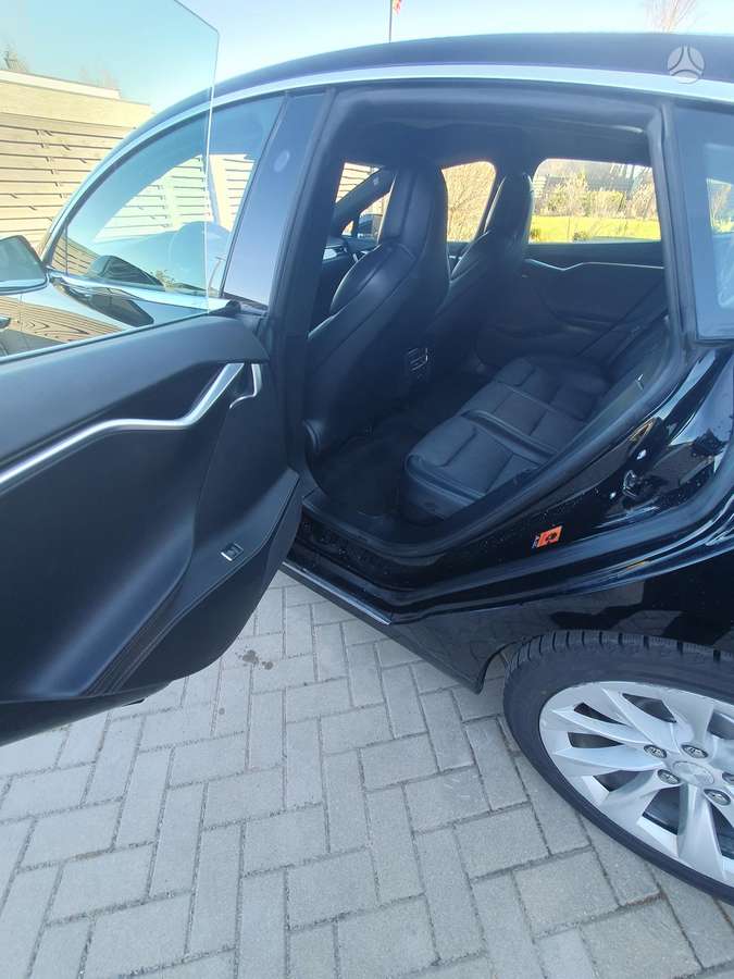 Tesla Model S, 75 кВт·ч, Седан