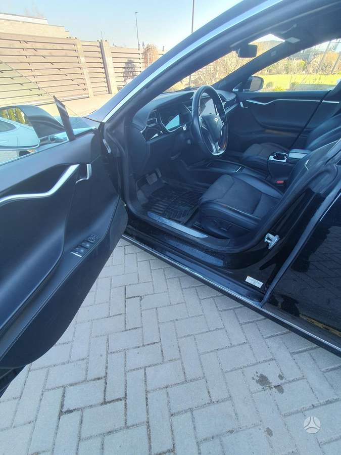 Tesla Model S, 75 кВт·ч, Седан