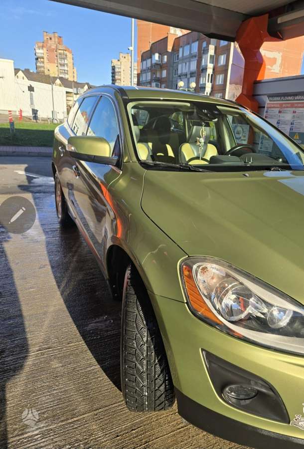Volvo XC60 - 1