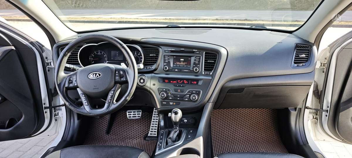 Kia Optima, 2.0 l., Седан