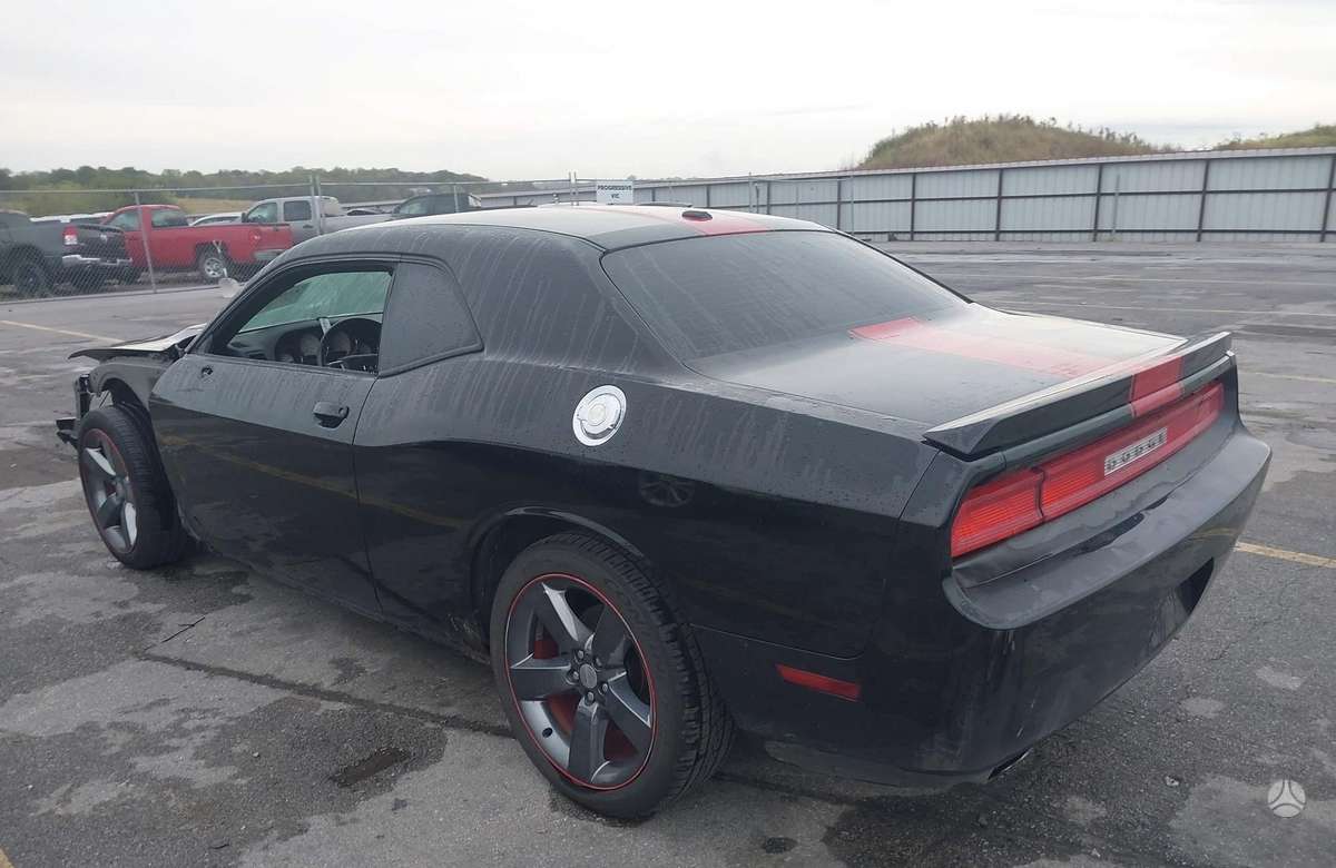 Dodge Challenger