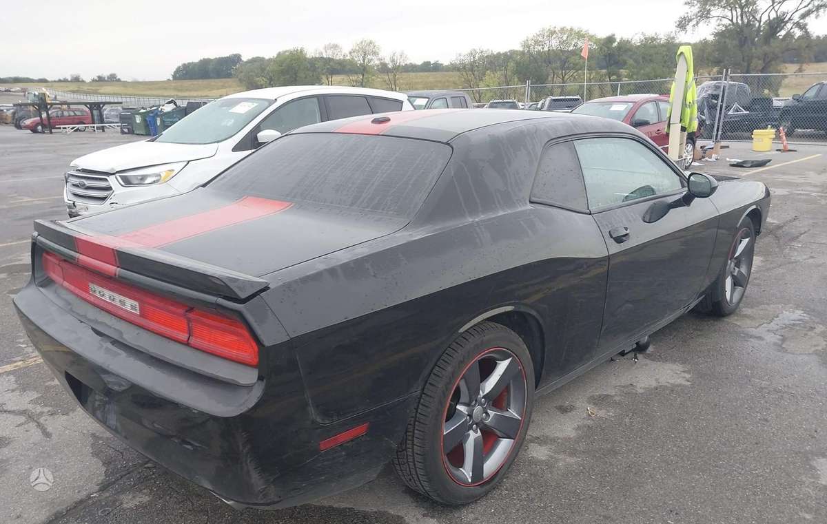 Dodge Challenger