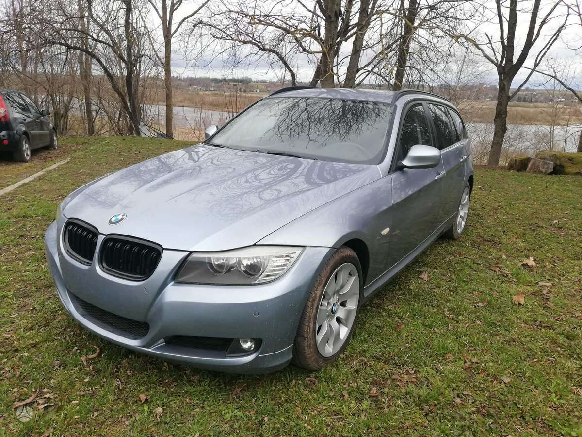 BMW 320, 2.0 l., wagon