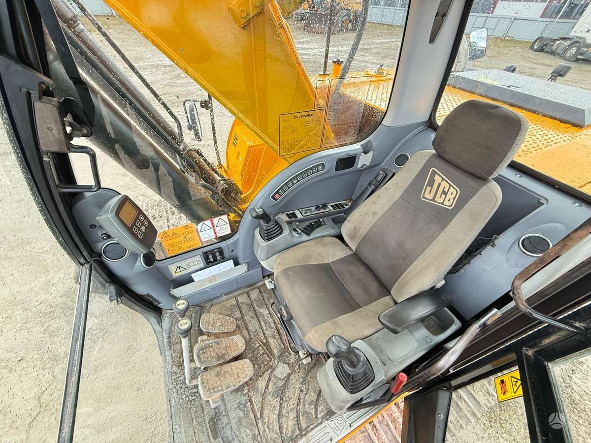 JCB JS 220 LC, экскаваторы