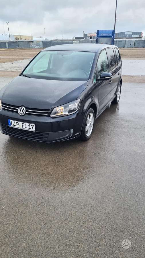 Volkswagen Touran - 2
