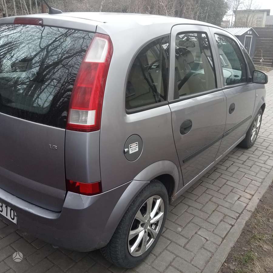 Opel Meriva, hatchback