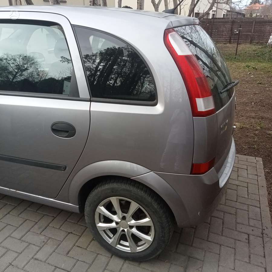 Opel Meriva, hatchback