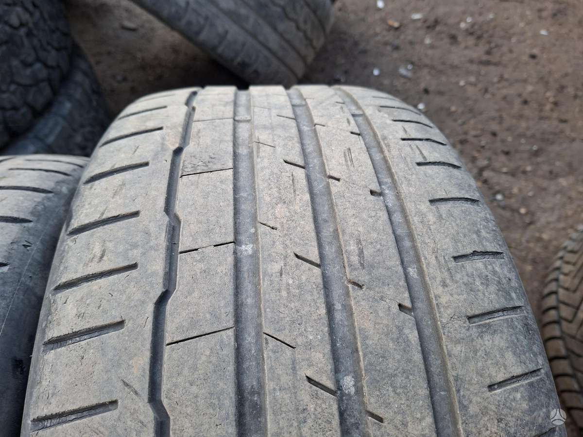 Hankook, летние 235/40 R19