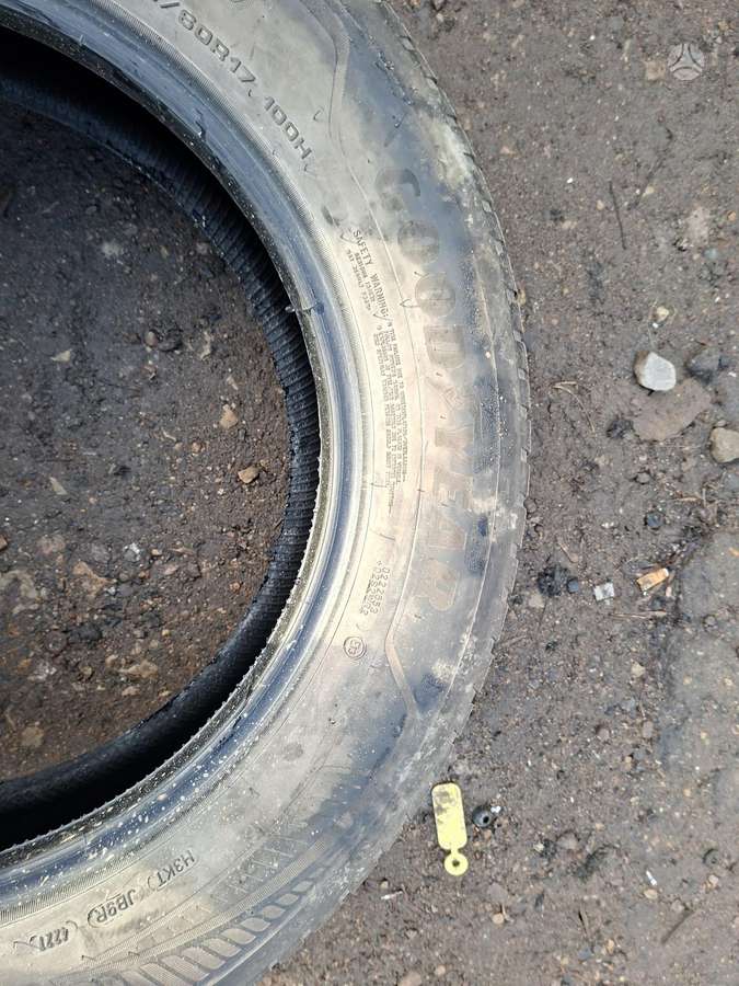 Goodyear, universalios 215/60 R17