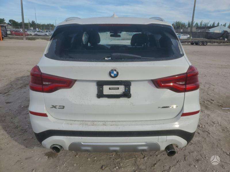BMW X3 по частям. Usa modelis