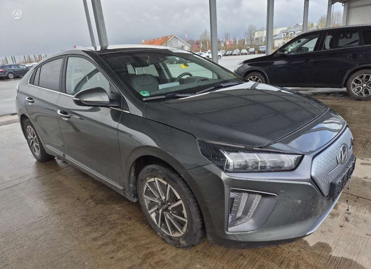 Hyundai IONIQ, 2022