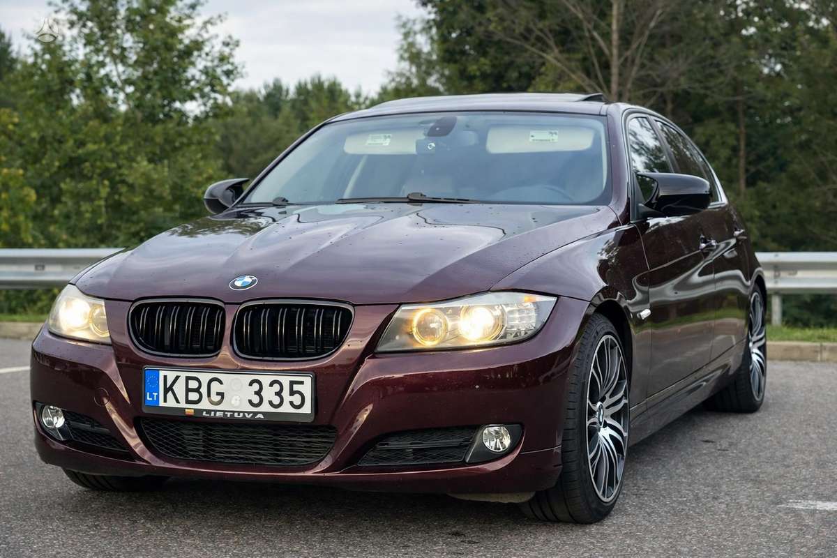 BMW 335, 3.0 l., Седан