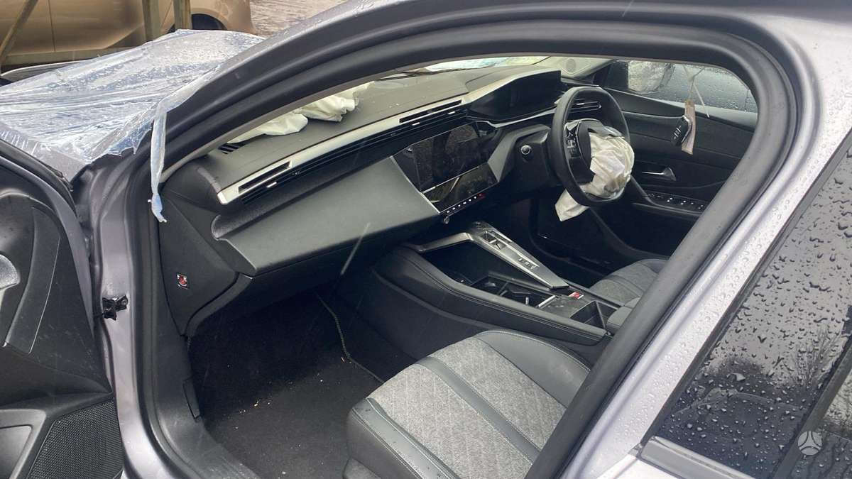 Peugeot 408 for parts