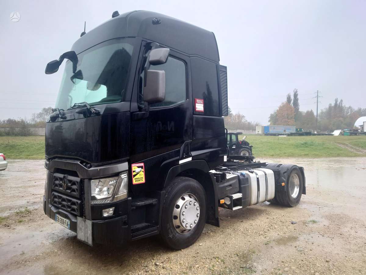 Renault T, semi-trailer trucks