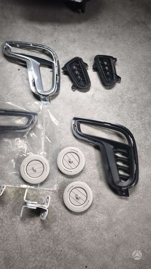 Dodge Durango trim parts, seats
