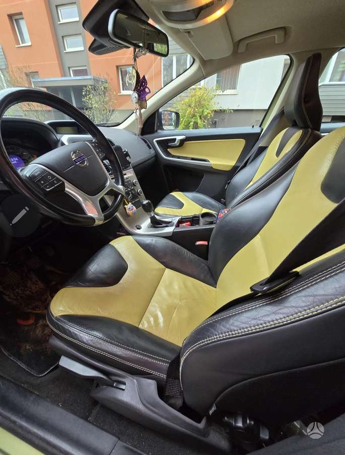 Volvo XC60 - 6