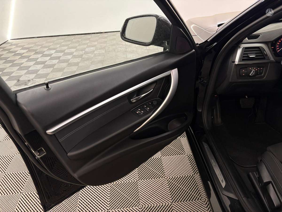 BMW 320, 2.0 l., Универсал