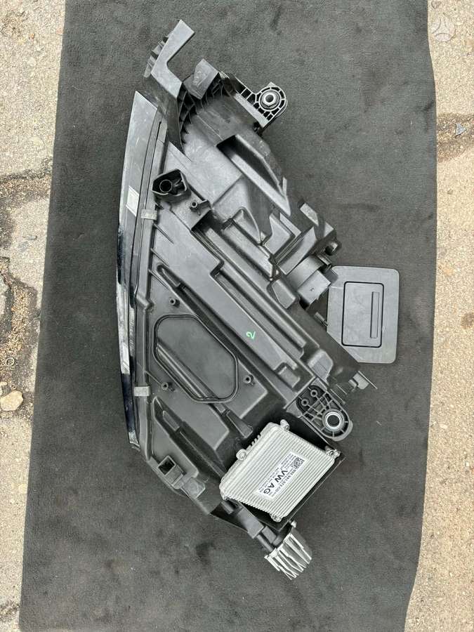 Skoda Octavia, 5E4941016A, детали кузова
